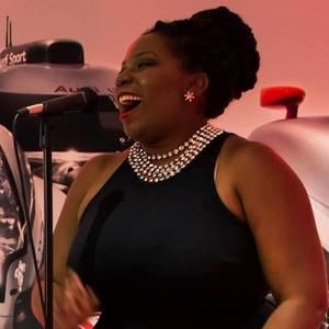 Meet your Posher, Nadia